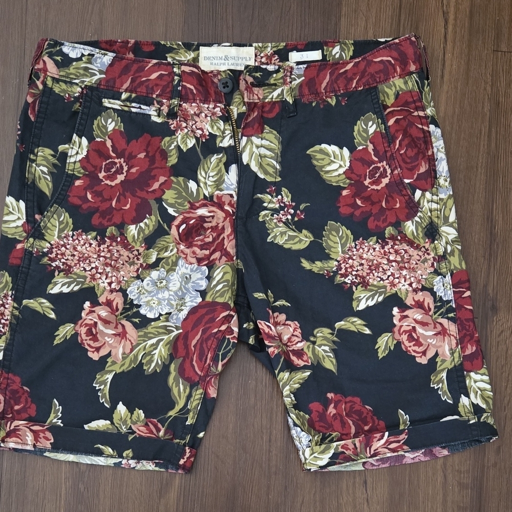 Ralph Lauren|Denim & Supply Black and Red Flat Front Shorts